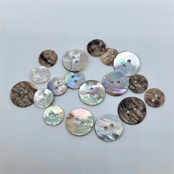 Agoya Shell Button